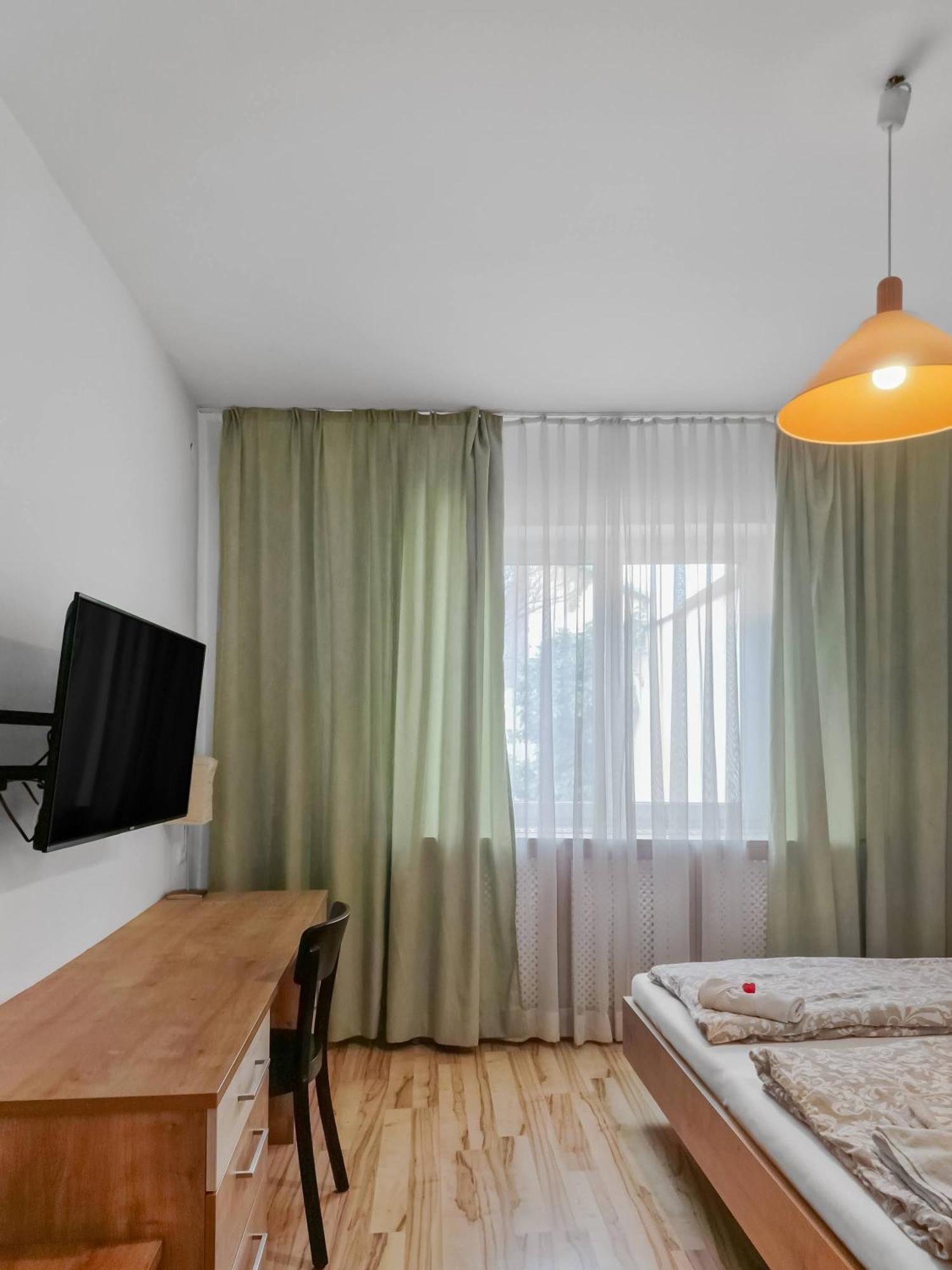 Josef Wolfik Strasse 10 Apartment Stockerau Rom bilde